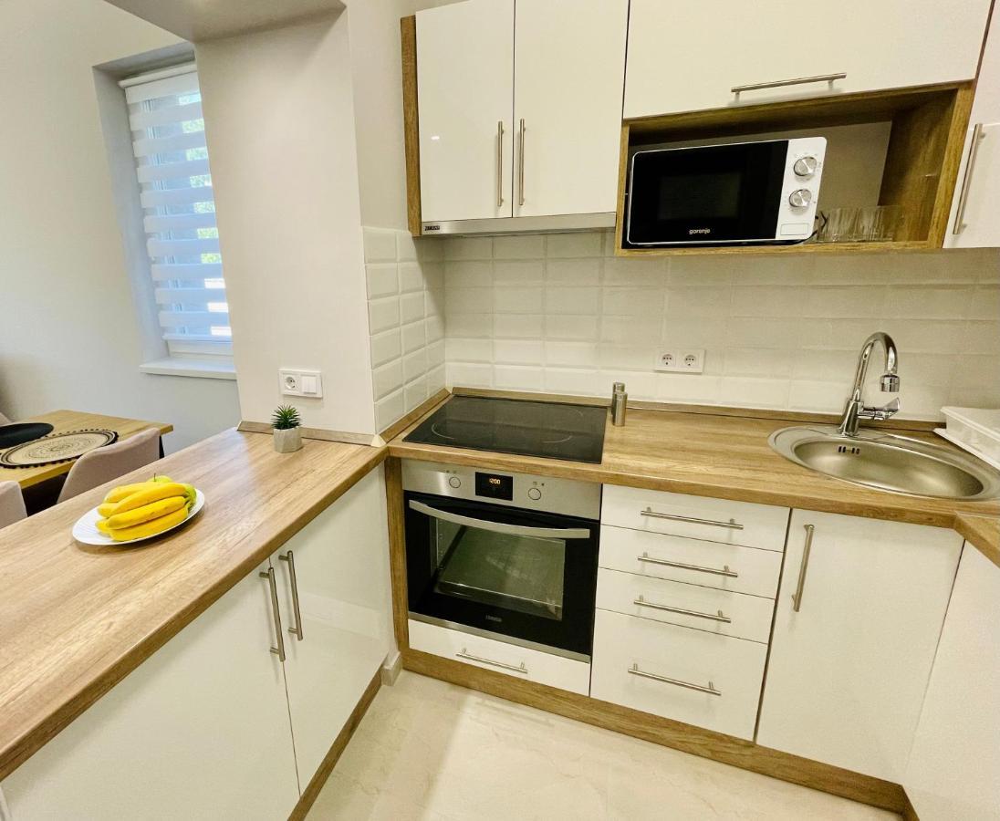 Voeroesmarty Apartmanhaz Makó エクステリア 写真