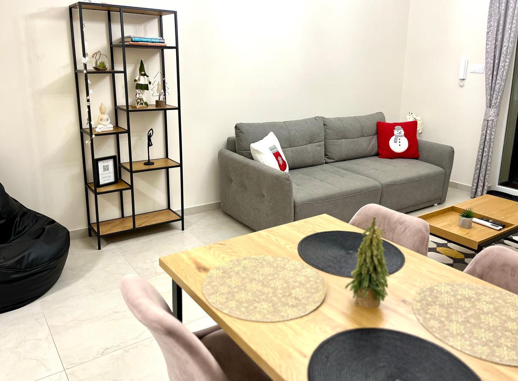 Voeroesmarty Apartmanhaz Makó エクステリア 写真