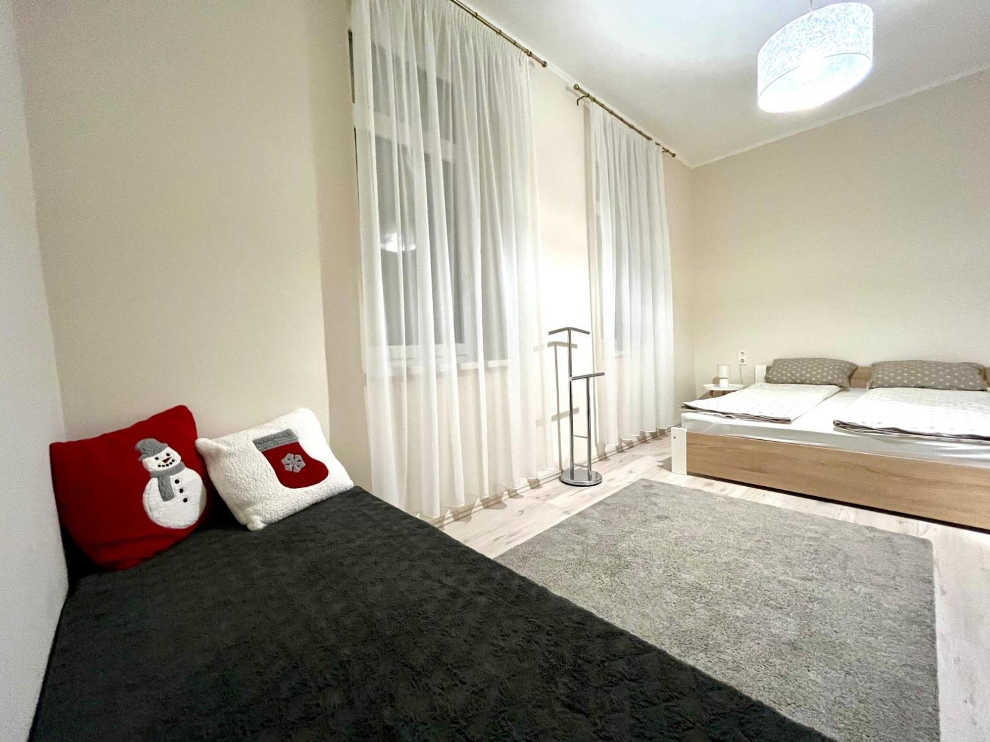 Voeroesmarty Apartmanhaz Makó エクステリア 写真